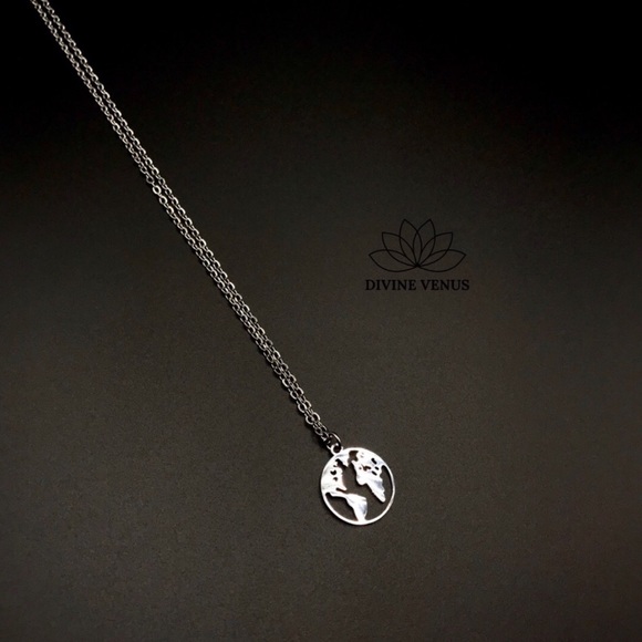 World Traveler Necklace | Stainless Steel - Picture 6 of 7